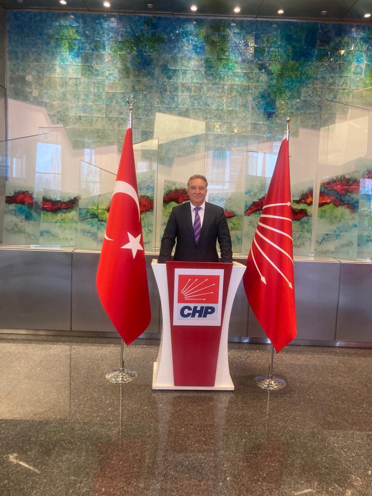 CHP İzmir 2inci Bölge Milletvekili Aday adayı Ömer Mustafa Özal Kimdir