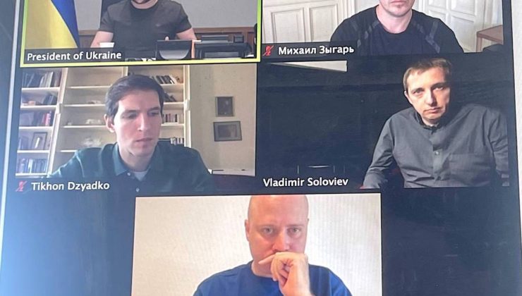 Zelenskiy, Rus gazetecilerin sorularını yanıtladı
