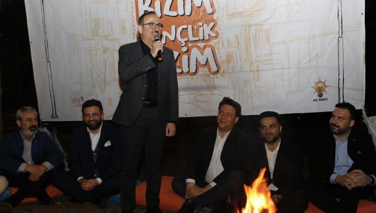AK Parti İzmir İl Başkanı Kerem Ali Sürekli “Gençlerimizin ufku takdire şayan!”