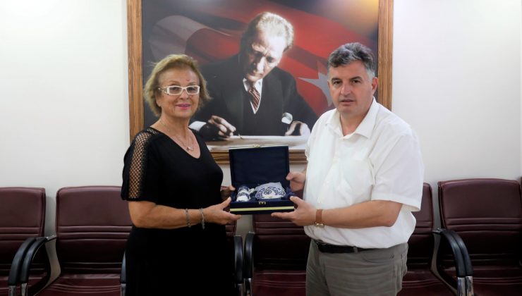 TÜRK KADINLAR BİRLİĞİ DERNEĞİ BERGAMA ŞUBESİ ÜYELERİ BAŞKAN DOĞRUER’İ ZİYARET ETTİ