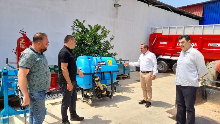 AK PARTİLİ KIRKPINAR TİRE’DE VATANDAŞLARLA BULUŞTU