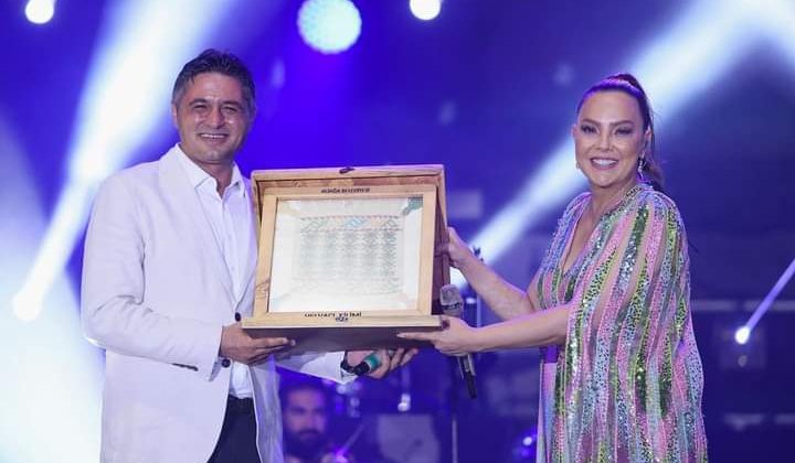 Aliağa 50 bin kişilik muhteşem konser