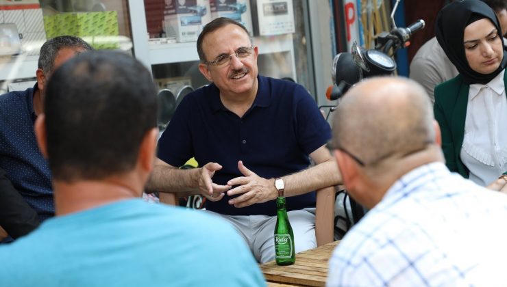 AK Parti İzmir’den 40 derece sıcakta Tire turu