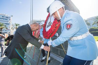 Başkan Soyer gaziler için düzenlenen törene katıldı