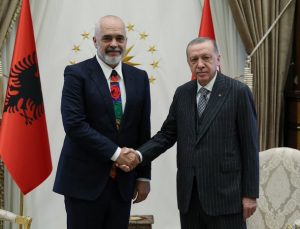 Cumhurbaşkanı; Recep Tayip Erdoğan-Arnavutluk Başbakanı Edi Rama’yı Cumhurbaşkanlığı Külliyesi’nde kabul etti.