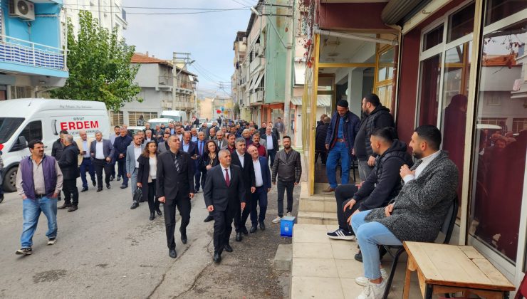 MHP İzmir’den Bayraklı Çıkarması