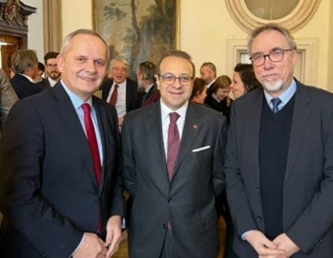 Prag Büyük Elçisi Sn.Egemen Bağış’ın-Haftalık Video mesaj’ı