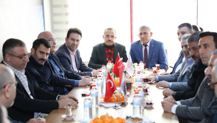 AK Parti İzmir İl Başkanı Kerem Ali Sürekli’nin aralıksız sürdürdüğü STK ziyaretleri