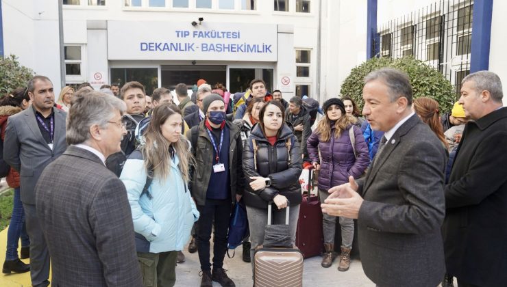 Ege Üniversitesi deprem bölgesine sağlık çalışanı desteğini sürdürüyor