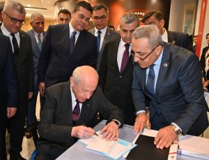 Bahçeli adaylık başvurusu yaptı