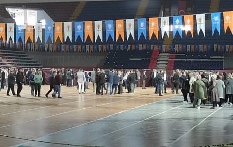 AK PARTİ İZMİR’DE TEMAYÜL YOKLAMA ZİRVESİ