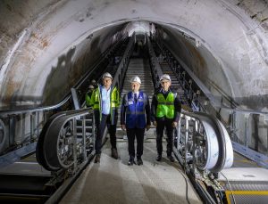 Başkan Soyer Narlıdere Metrosu için müjdeyi verdi. İlk deneme seferi Nisan’da yapılacak