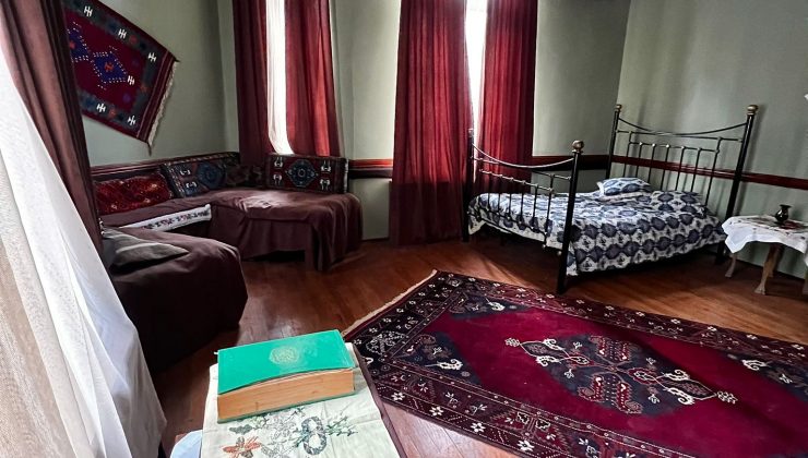 Başkan Koştu, belediyenin kapılarını sanata açtı