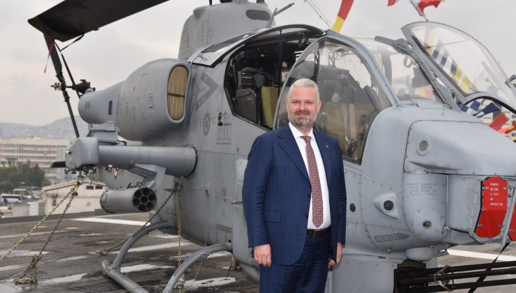 MENEMENLİ ÖĞRENCİLER VE MUHTARLAR TCG ANADOLU’YU ZİYARET ETTİ