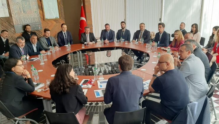 İzmirli firmalar Paris ve Madrid pazarlarını inceledi