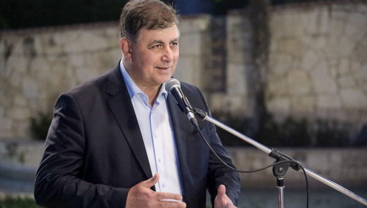 Tugay; “Karşıyakalılar kent yönetiminde aktif olarak söz sahibi!”