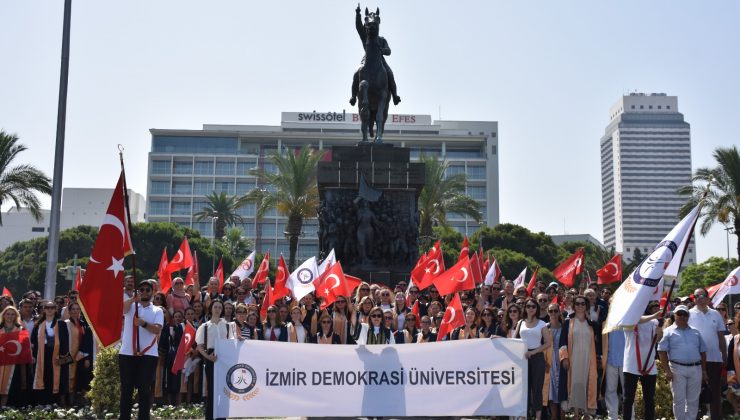 ALTINCI GELENEKSEL DEMOKRASİ YÜRÜYÜŞÜ GERÇEKLEŞTİRİLDİ