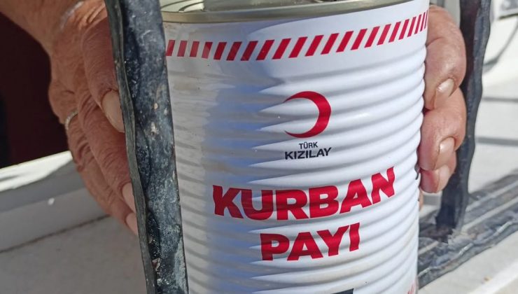  Türk Kızılay İzmir İl Şubesi bayramda da ihtiyaç sahibi ailelerin yanında olmaya devam ediyor