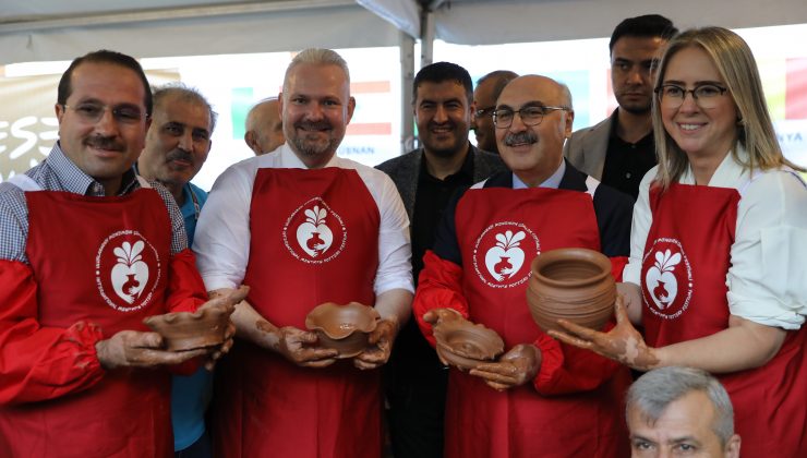 “Uluslararası Menemen Çömlek Festivali’nde Dünyayı buluşturacağız”
