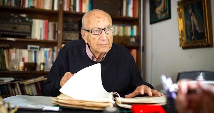 Hıfzı Topuz vefat etti