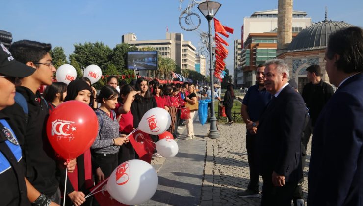İzmir İl Milli Eğitim Müdürlüğü Cumhuriyetin 100. Yıl Kutlamaları Hız Kesmeden Devam Ediyor