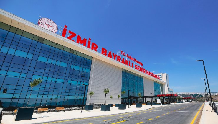 İzmir Şehir Hastanesi Hasta Kabulüne Başladı