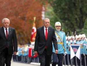 Cumhurbaşkan’ı Erdoğan: ‘Yapıcı bir anlayışla yeni anayasa çağırımıza katılmaya davet ediyoruz’