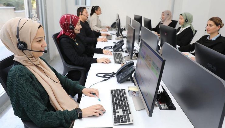 BERGAMA BELEDİYESİ ÇÖZÜM MERKEZİ VATANDAŞLARIN SORUNUNU ÇÖZÜYOR