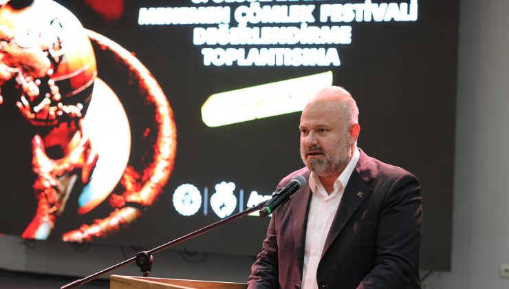 MENEMEN’DE “ÇÖMLEĞİN İZİNDE” ÖDÜLLERİ VERİLDİ