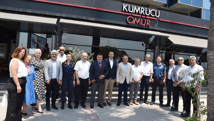Dr. Benli’ye Vefa Dolu Veda Karşıyaka’dan Torbalı’ya Uğurlandı
