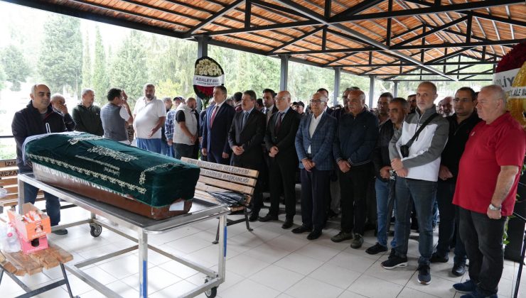 İzmir Adliyesi’nin Acı Kaybı: Dilek Alp Hayatını Kaybetti