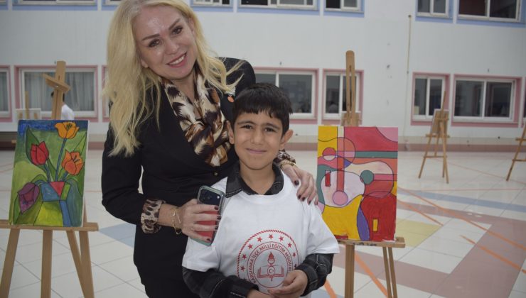 Özel Çocuklarla Duygulu Öğretmenler Günü Kutlaması