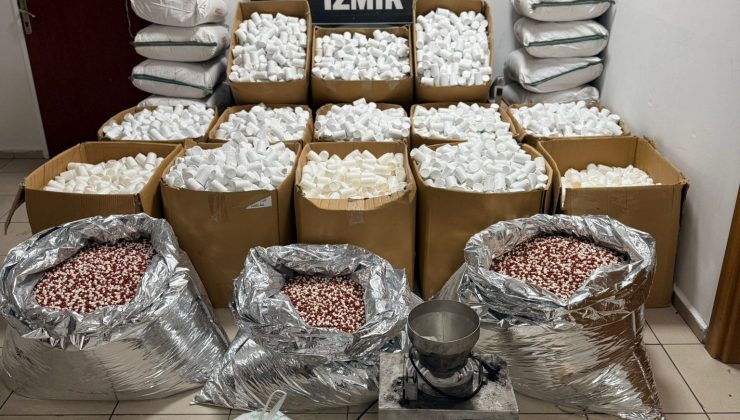 İzmir Polisi Tarihi Operasyona İmza Attı