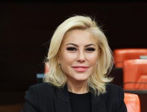 ŞEBNEM BURSALI: “İZMİR ENGELLENMİYOR, İHMALİN ÜZERİ ÖRTÜLÜYOR”