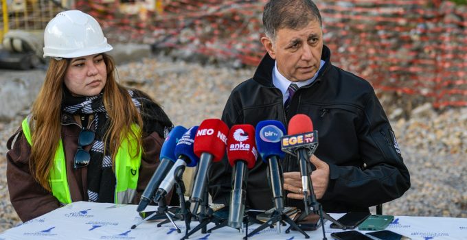 Başkan Tugay: Bekleyen altyapı kredileri İzmir’in canını yakıyor