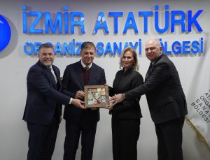 Başkan Tugay ve CHP İl Yönetiminden İAOSB’ye Ziyaret