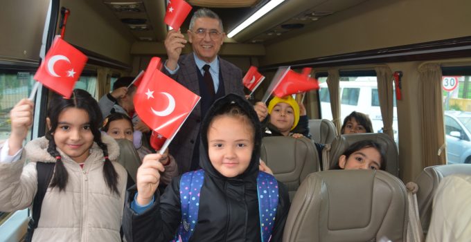 Servisçilerin Bayrak Çoşkusu