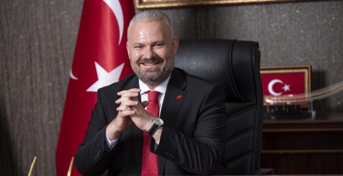 Menemenli Gençlere 3 Milyonluk Destek