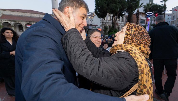Başkan Tugay: Ne saraylara ne şatafatlı sofralara ihtiyacımız var