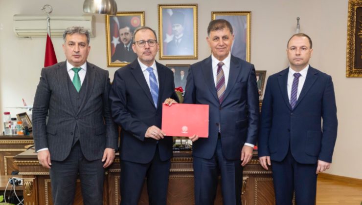 Karşıyaka Stadı İçin Tarihi Protokol İmzalandı