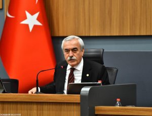 İNANÇ: “BU ELEŞTİRİLERİN İZMİR HALKINDA KARŞILIĞI YOK”