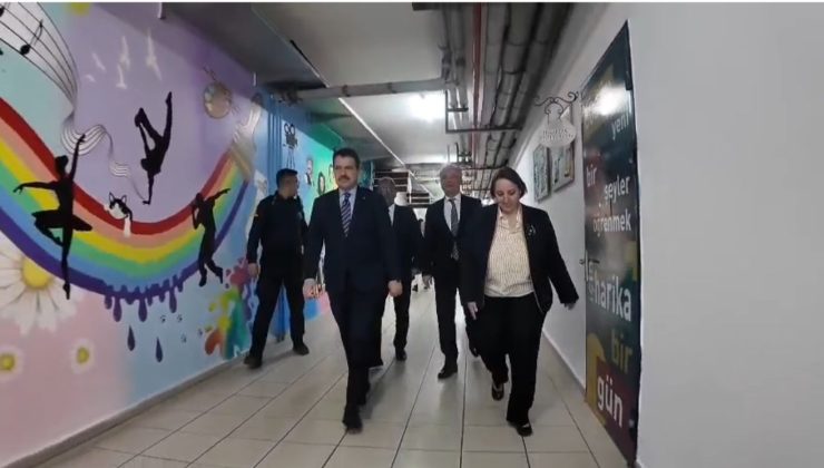 Yeşilay ve İzmir Cumhuriyet Başsavcılığı İş Birliğiyle Yeni Kulüp Odası Açıldı