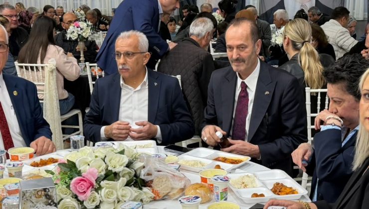 MHP Karşıyaka Teşkilatı İftar Sofrasında Buluştu