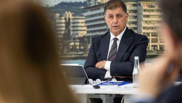 İzmir’in 8 Bin 500 yıllık hazinesi masaya yatırıldı