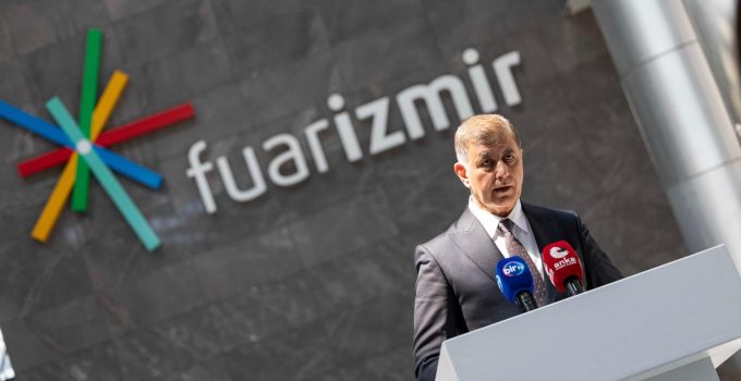 Cemil Tugay: “Engel çıkarsalar da Buca Metrosu’nu bitireceğiz