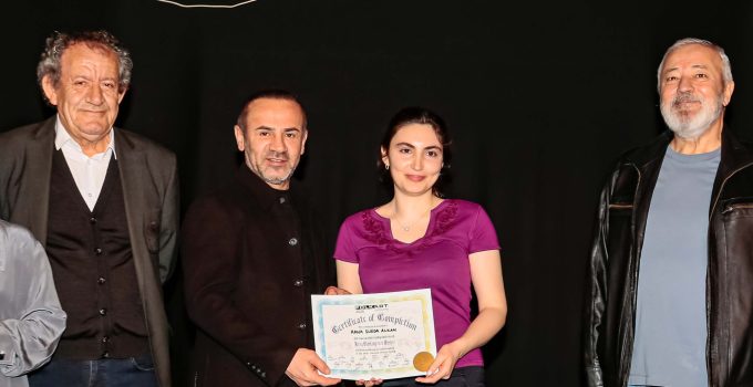 Folkart Academy’de Sanat Yolculuğu Sürüyor: İkinci Dönem Mezunları Sertifikalarını Aldı