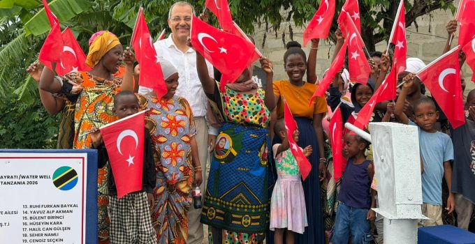 AK Parti Gaziemir Belediye Meclis Üyesi Dr. Davut Dinçel’den 23 Nisan mesajı