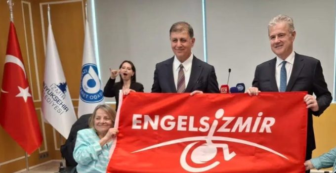 İzmir Ticaret Odası’na “Kırmızı Bayrak” Gururu