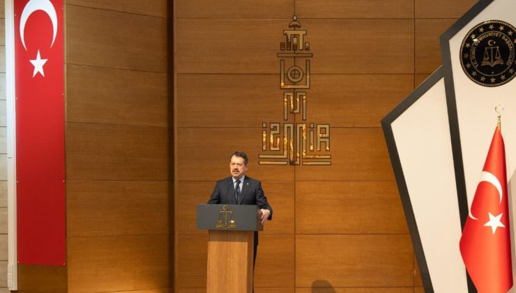 İzmir Adliyesi’nde İlham Veren Buluşma: Bir Liderin İnşası