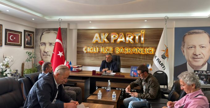 Çiğli’de Siyasette Dengeyi Değiştiren Katılım: CHP’den AK Parti’ye Geçiş Dikkat Çekti